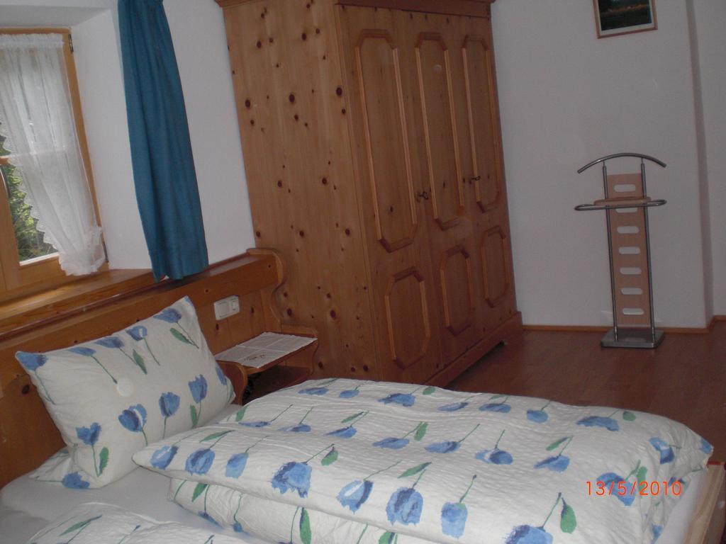 Familien-Bauernhof-Berghammer Rotta Habitación foto